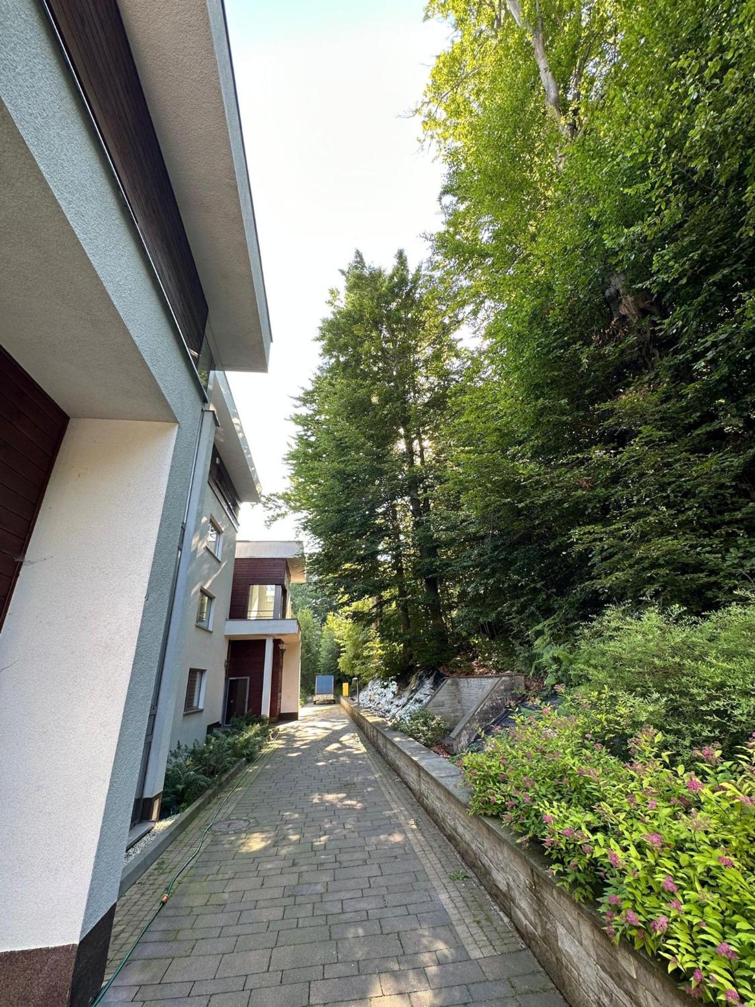 Bukove Apartment *